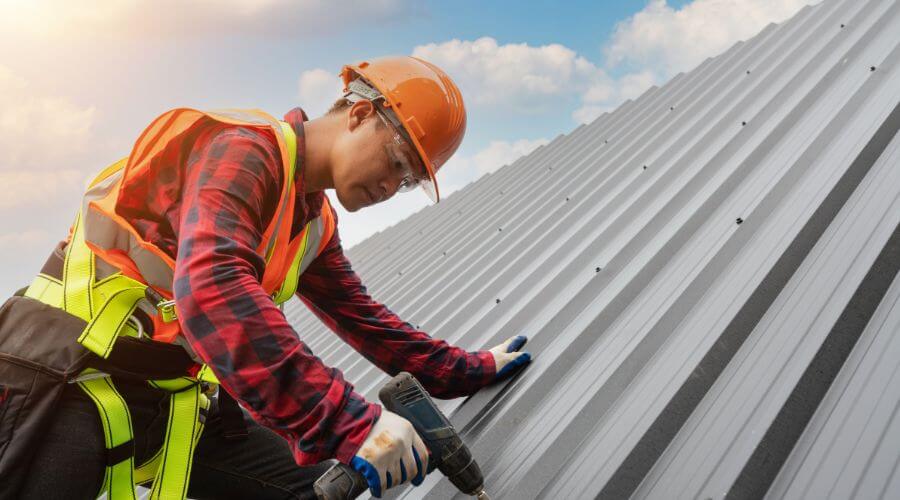 Professional residential roofers in Baylis, IL